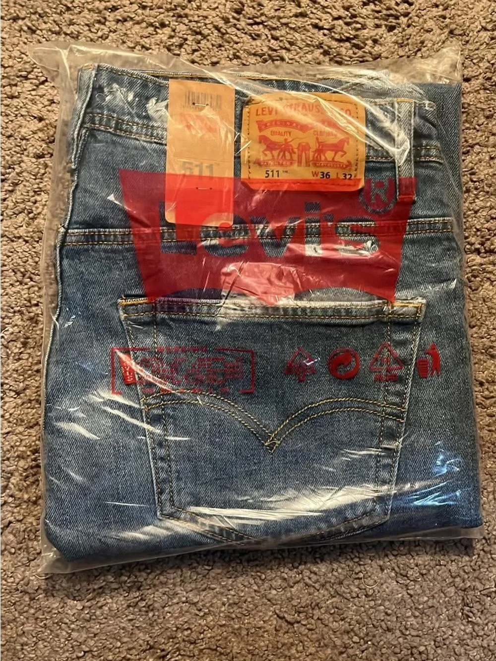 Levi's Slim Straight Jeans - Light Blue Denim